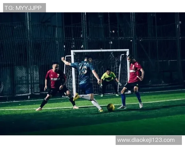 足球球星快闪活动点燃城市激情引爆全民互动热潮